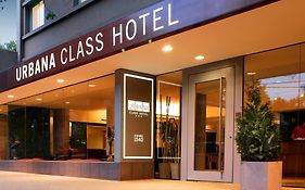 Urbana Class Hotel